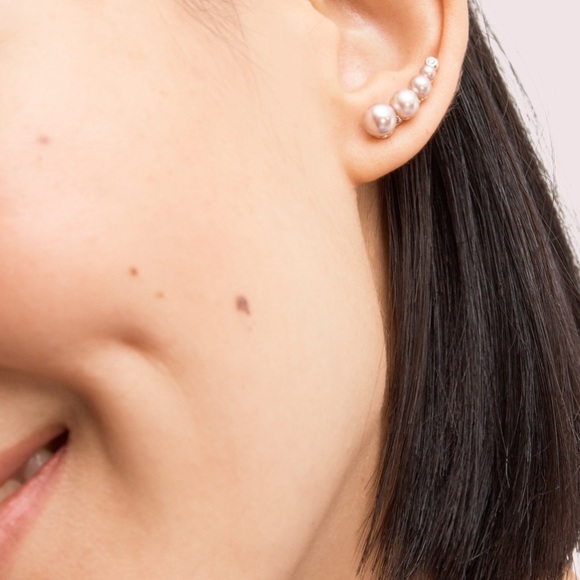 kate spade Jewelry - Kate Spade Modern Pearls Ear Crawlers Earrings